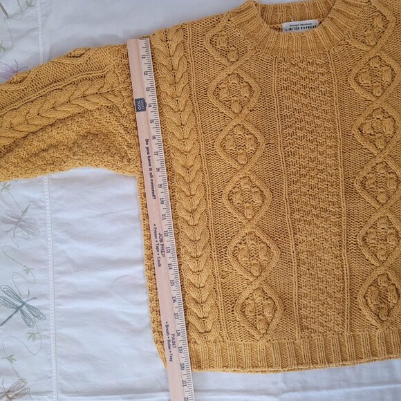 Mustard Yellow Cable Knit Sweater Pullover Vintage Limited Express   Size S - Picture 5 of 15